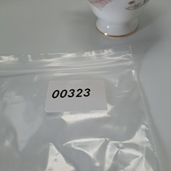 Allegro Vintage Pink Bone China Teacup & Saucer Set Gold Trim England - Picture 16 of 16